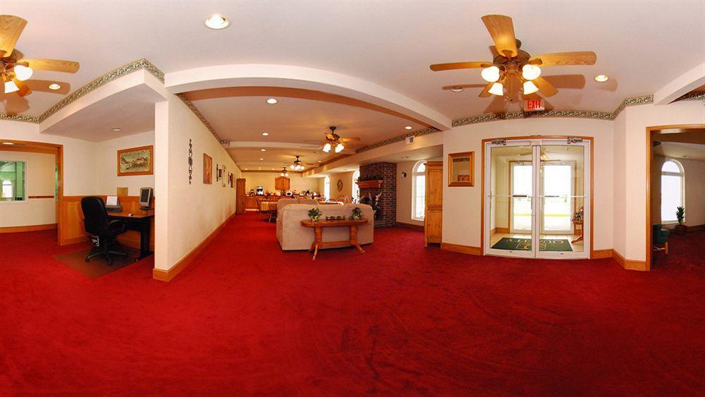 Quality Inn & Suites Chesterfield Village Спрингфилд Экстерьер фото
